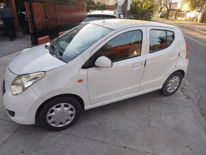 Suzuki Celerio 2014 impecable