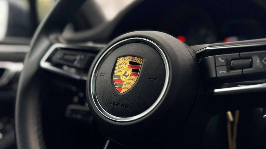 Porsche Macan R4 2.0 (2023) - Imagen 11