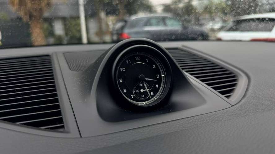 Porsche Macan R4 2.0 (2023) - Imagen 12