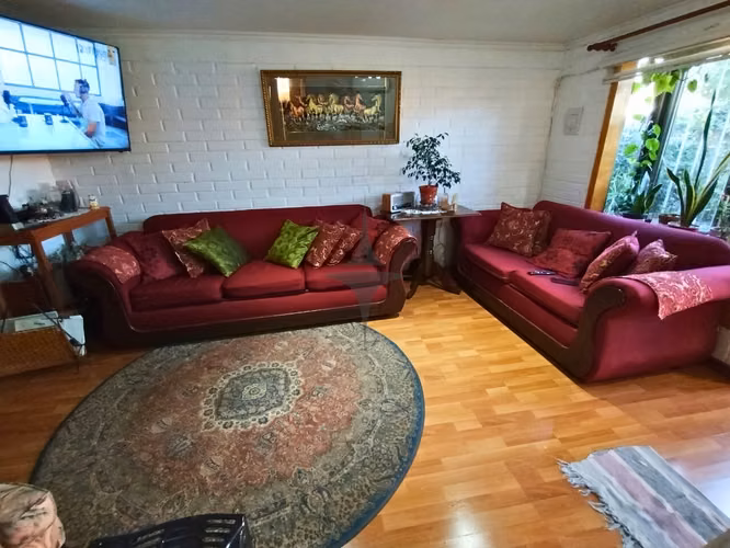 Casa renovada a la venta - La Florida - Imagen 4