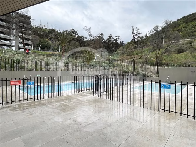 Departamento arriendo 2 suites La Piramide Huechuraba