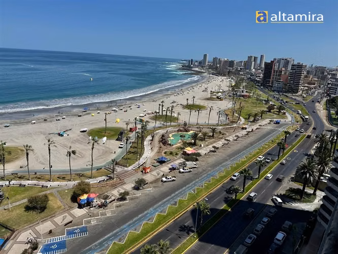 Departamento en venta de 4 dorm. en Iquique