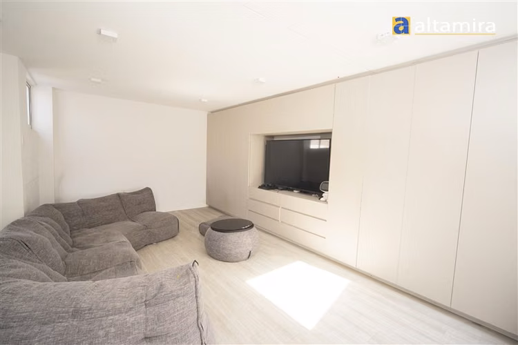 Casa en Cond la portada en arriendo de 4 dorm. en Iquique