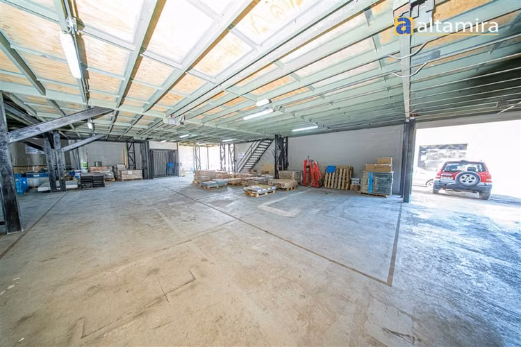 Oficina Industrial en arriendo en Iquique
