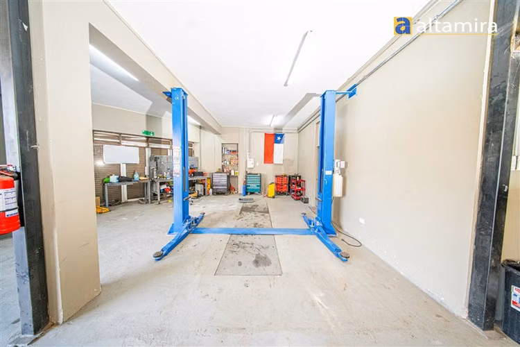 Oficina Industrial en arriendo en Iquique