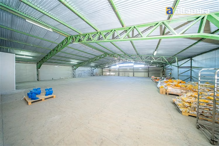 Oficina Industrial en arriendo en Iquique