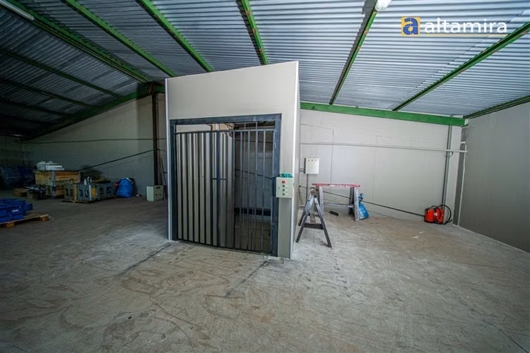 Oficina Industrial en arriendo en Iquique