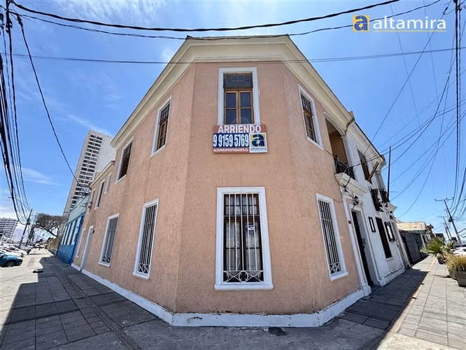 Casa Pleno Centro arriendo en Iquique