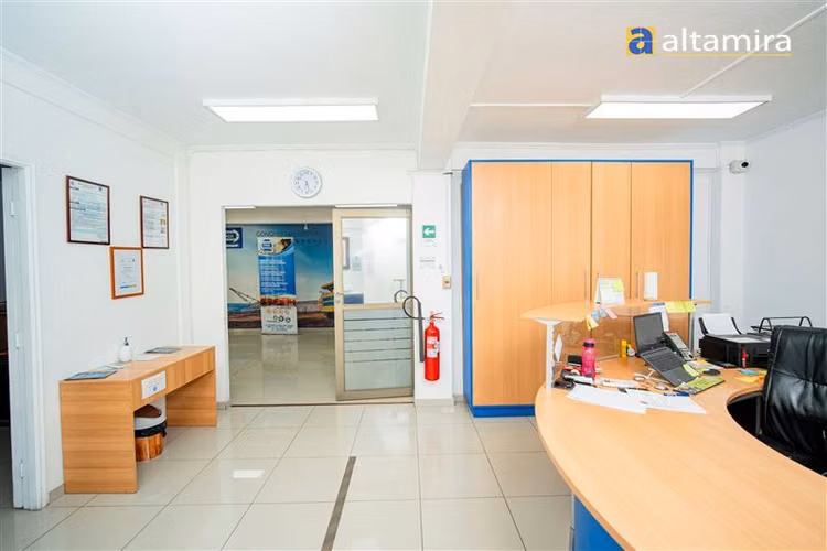 Edificio Oficinas en arriendo en Iquique