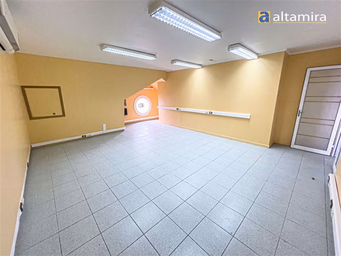 Oficina Sector Plaza Prat en arriendo en Iquique