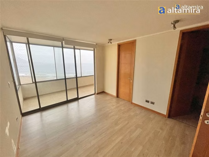 Departamento en arriendo de 3 dorm. en Iquique