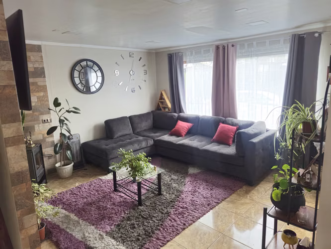 Oportunidad única vendo hermosa casa en parral al lado de carabineros
