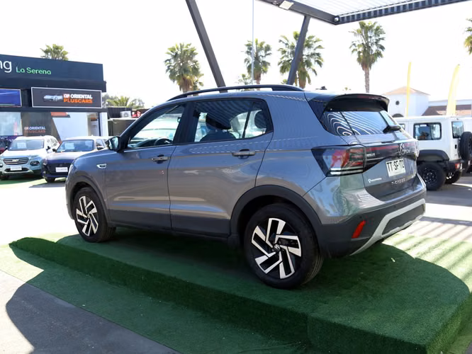 VOLKSWAGEN T-CROSS 2025 - Imagen 8