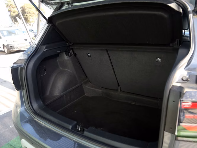 VOLKSWAGEN T-CROSS 2025 - Imagen 10