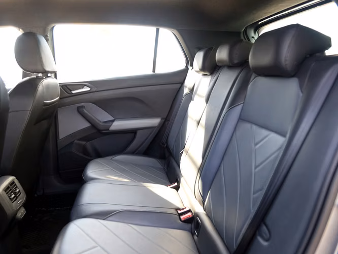 VOLKSWAGEN T-CROSS 2025 - Imagen 19
