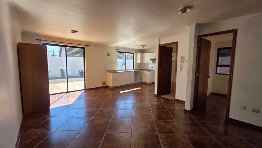 CASA EN ARRIENDO SECTOR 5 NORTE  (181201) - Imagen 5