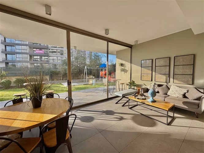Duplex en venta con 2 estacionamientos en La Florida