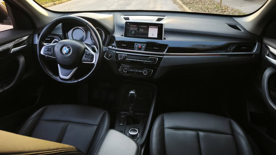 2022 BMW X1 2.0 S-DRIVE 18D DYNAMIC LCI 4X2 AT 5P. - Imagen 4