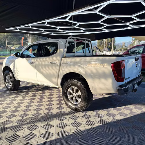 Nissan NP300 DCAB 4X4 2.3 (2016)