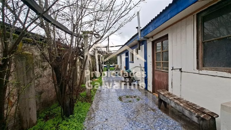 Casa en Peñaflor, cerca de supermercado y carretera