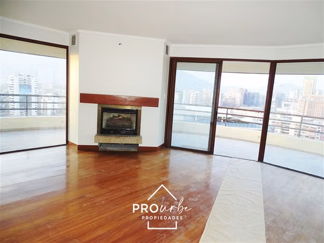 Departamento en arriendo de 4 dorm. en Las Condes - Imagen 2