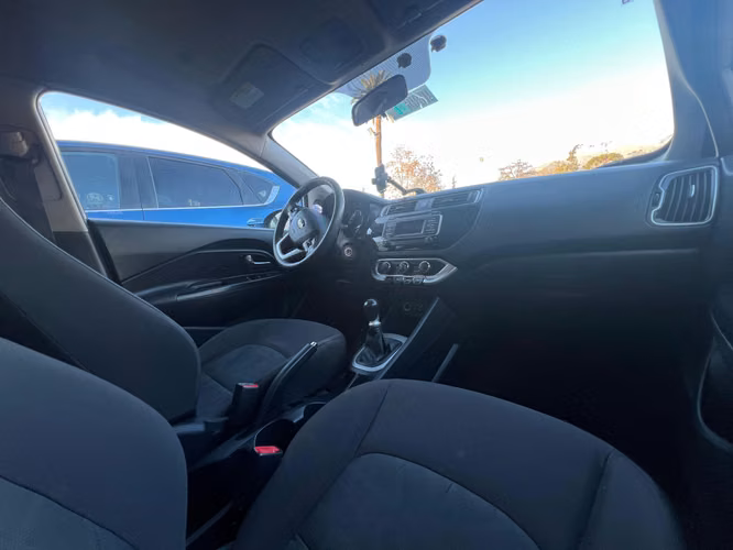 2017 Kia Rio 4