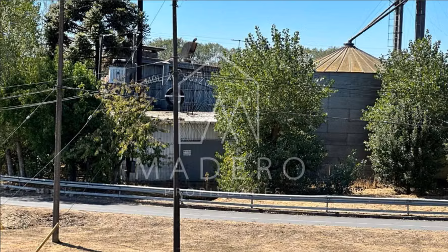 PROPIEDAD INDUSTRIAL MOLINO SUIZO ESQUINA RUTA 5 VICTORIA