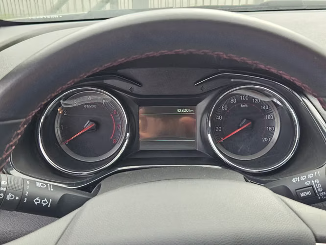 Chevrolet Onix 1.0T RS R 4X2 HB MT 5P 2024 - Imagen 13