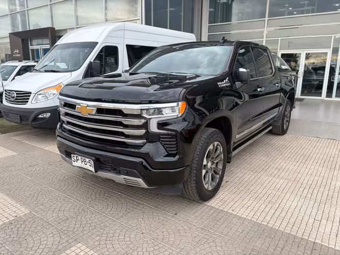 CHEVROLET SILVERADO 3.0 TD HIGH COUNTRY AT 4X4 DIESEL