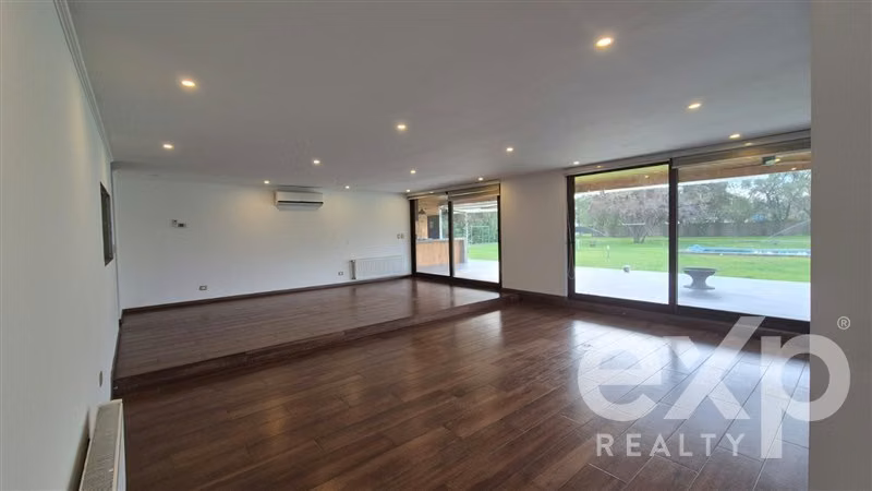Espectacular casa mediterránea en Condominio Los Comendadore - Imagen 3