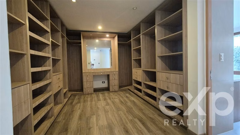 Casa en venta de 5 dorm. en Lampa