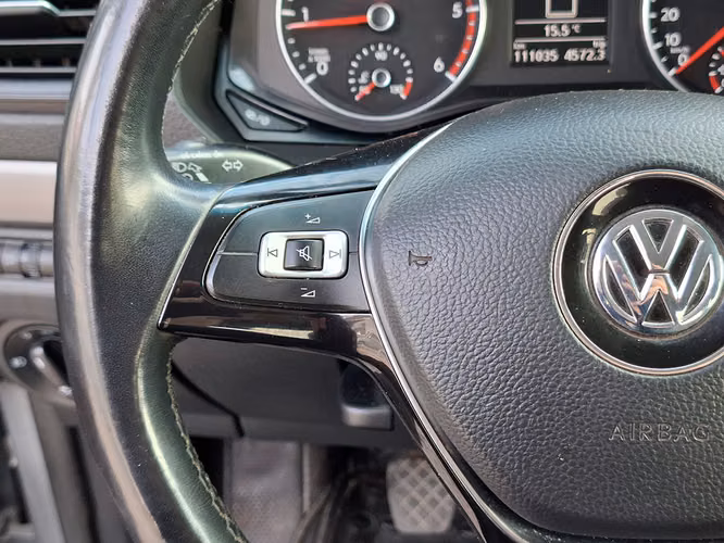 VOLKSWAGEN AMAROK 2023 - Imagen 11