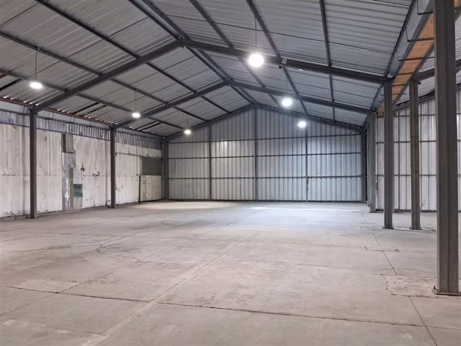 ARRIENDO BODEGA 1000M2 LO ESPEJO-RUTA 5 GENERAL VELASQUEZ - Imagen 4