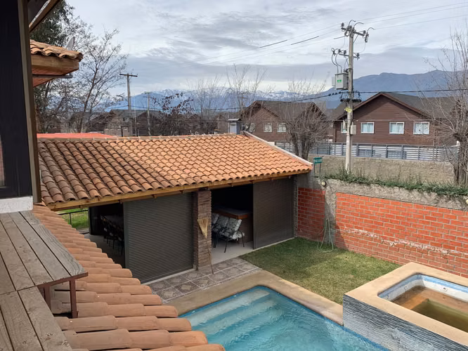 Espacios, confort y vida familiar en exclusivo sector de Rinconada
