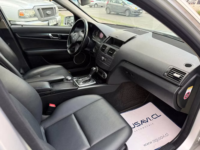 Mercedes Benz C180 CGI BLUE EFFICIENCY (2011)