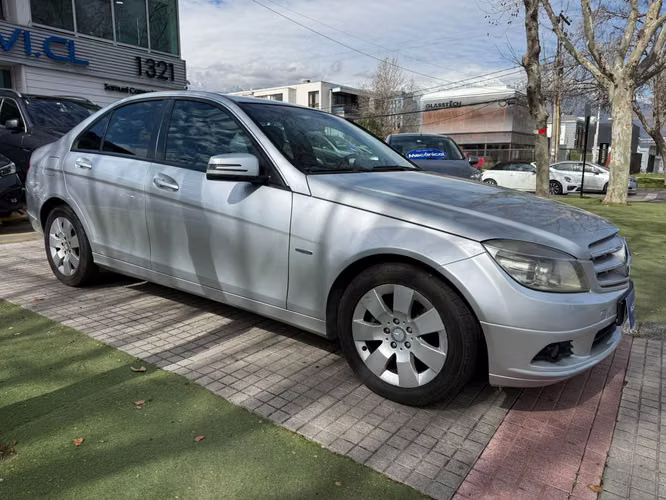 Mercedes Benz C180 CGI BLUE EFFICIENCY (2011)