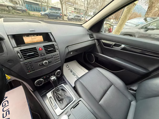 Mercedes Benz C180 CGI BLUE EFFICIENCY (2011)