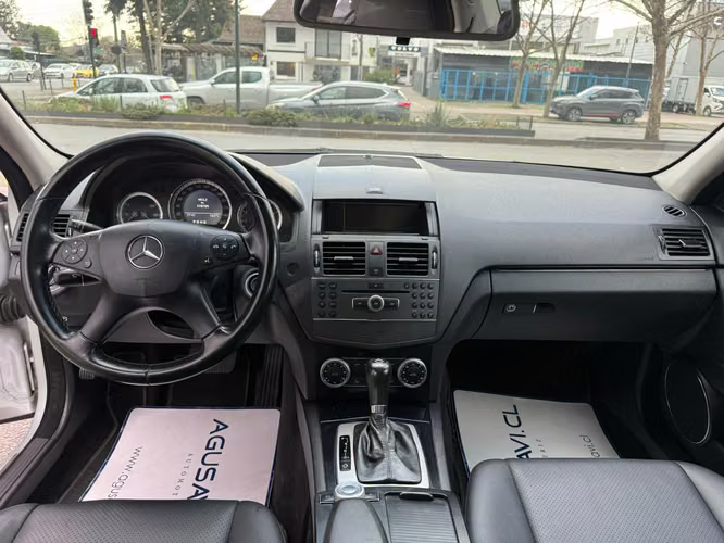 Mercedes Benz C180 CGI BLUE EFFICIENCY (2011)
