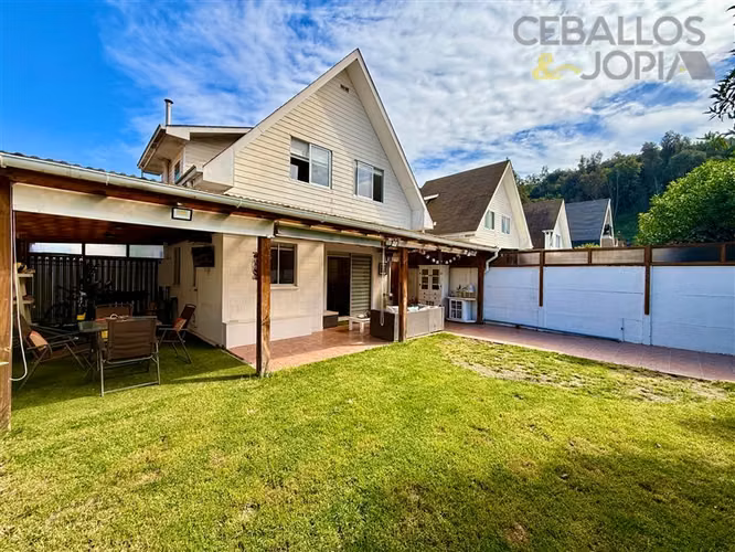 Casa en venta de 3 dorm. en Villa Alemana