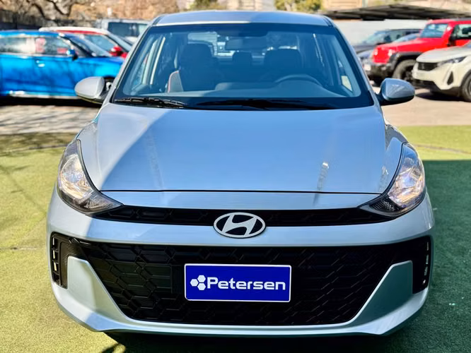 HYUNDAI GRAND I-10 AI3 SEDAN 1.2 AT PLUS FL - 2025 | 2957 - Imagen 2