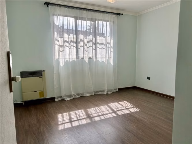 Casa 3D, 2B , remodela en sector residencial - Imagen 8