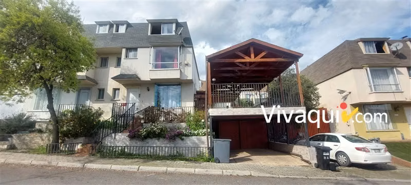 Casa en venta de 3 dorm. en Puente Alto