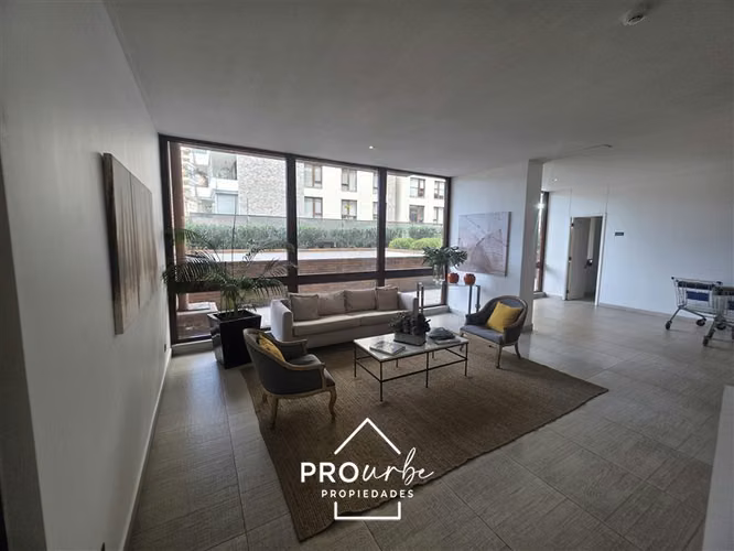 Departamento en venta de 2 dorm. en Las Condes