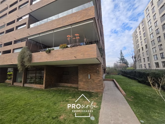 Departamento en venta de 2 dorm. en Las Condes