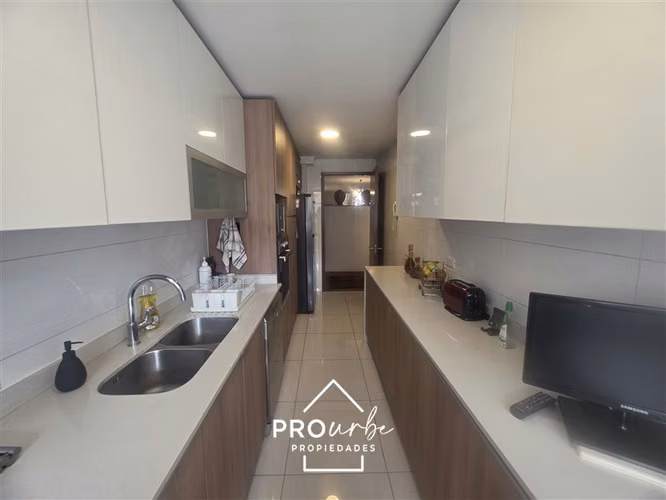 Departamento en venta de 2 dorm. en Las Condes