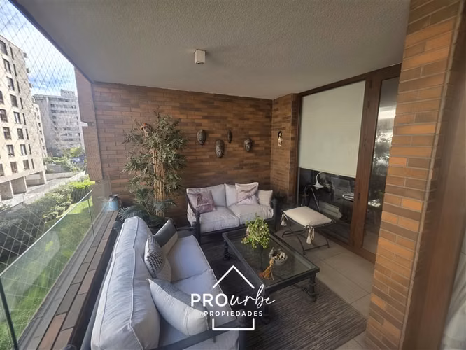 Departamento en venta de 2 dorm. en Las Condes