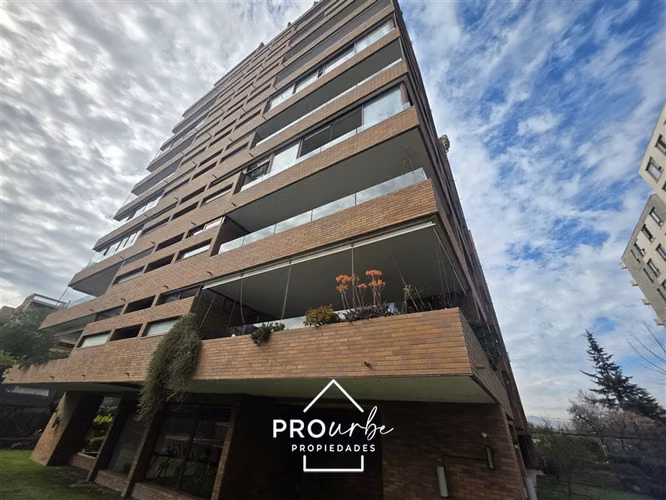 Departamento en venta de 2 dorm. en Las Condes
