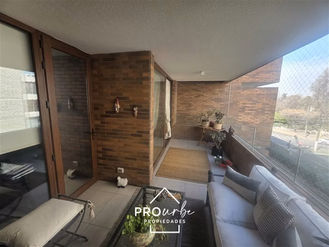 Departamento en venta de 2 dorm. en Las Condes
