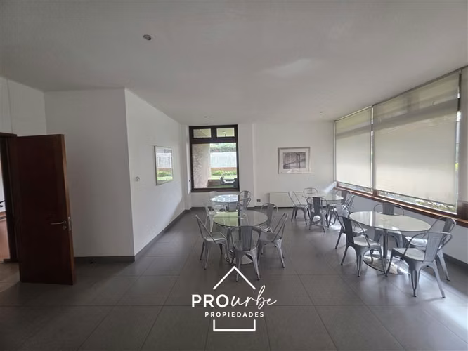Departamento en venta de 2 dorm. en Las Condes
