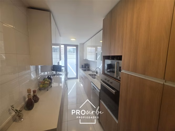 Departamento en venta de 2 dorm. en Las Condes